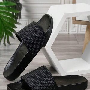 SHEIN Black Sandals Minimalist Sporty Design